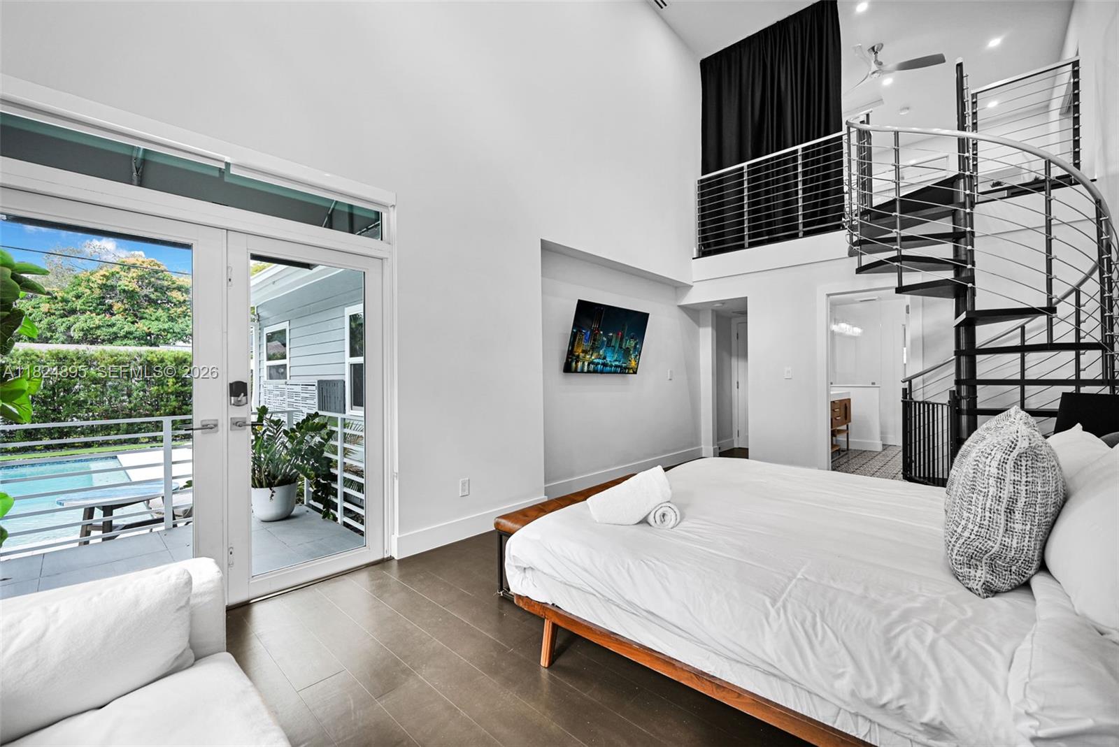 150 NE 50 #A, Miami FL 33137