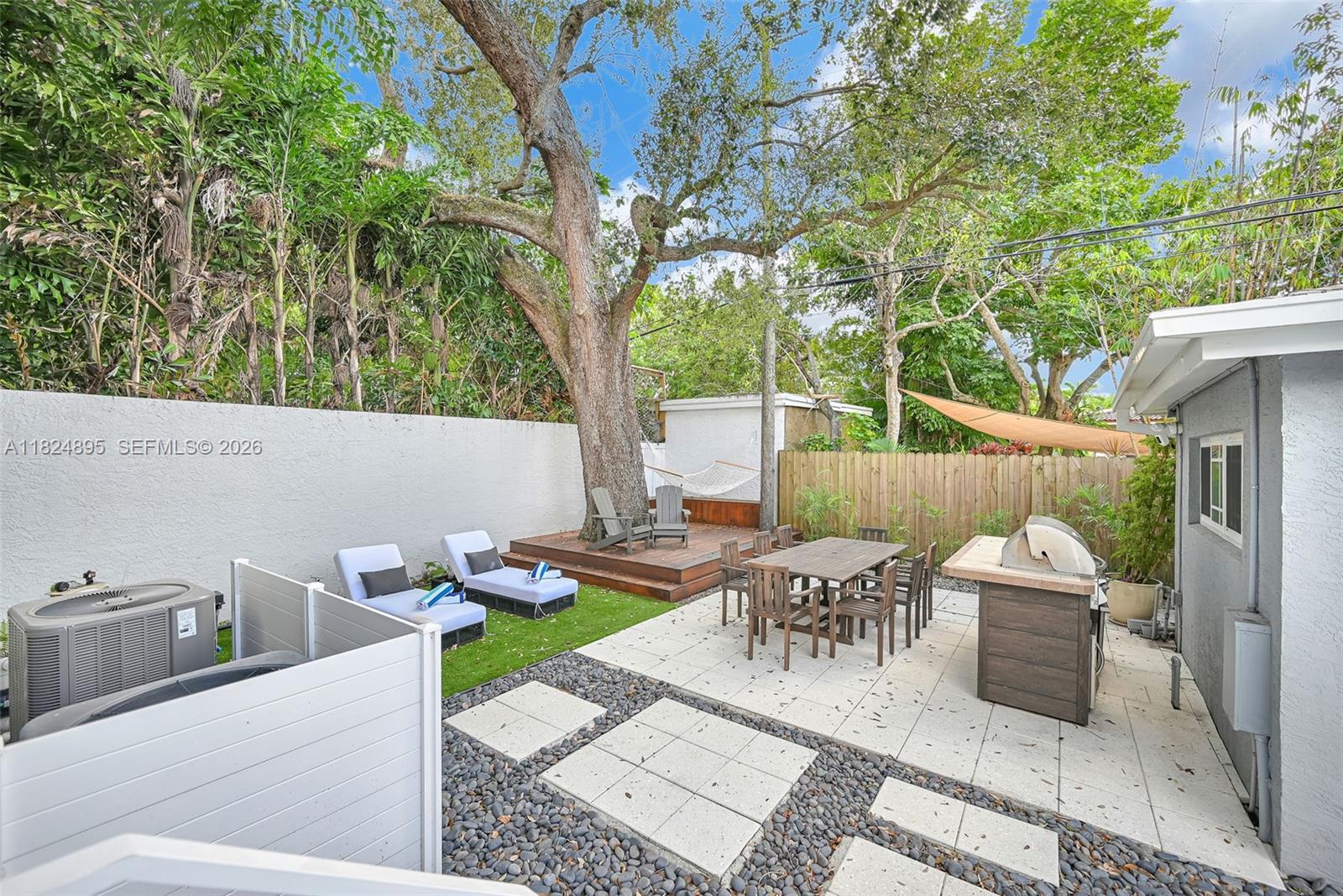 150 NE 50 #A, Miami FL 33137