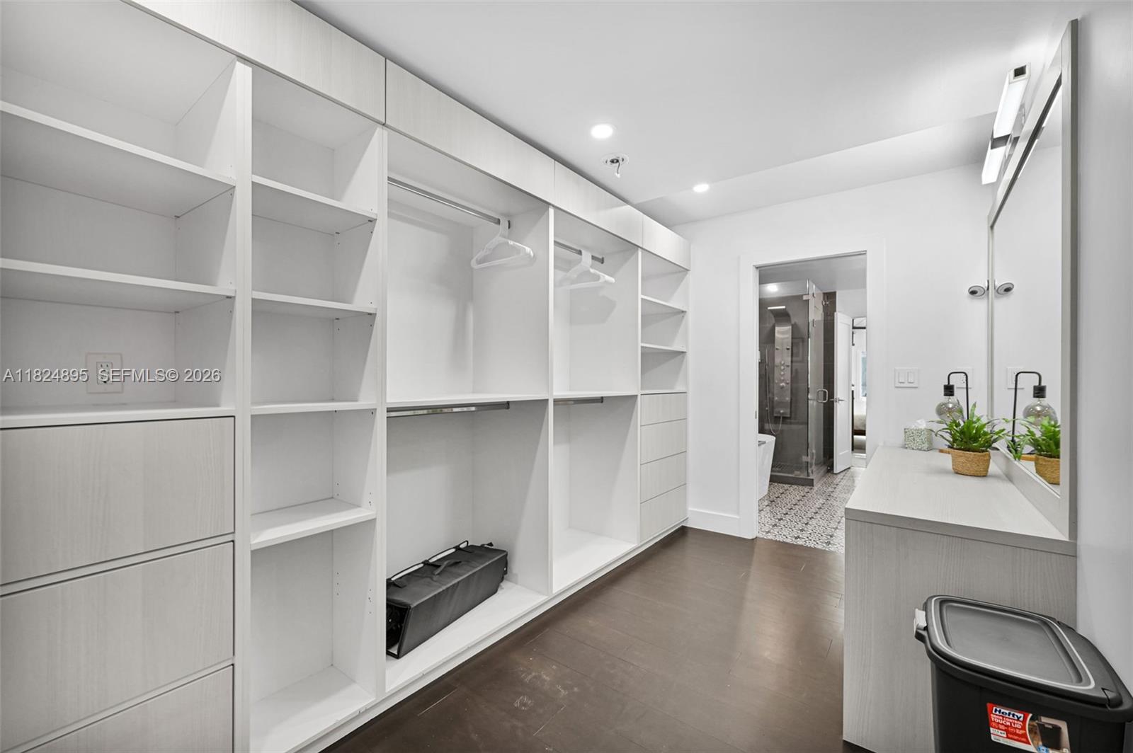 150 NE 50 #A, Miami FL 33137