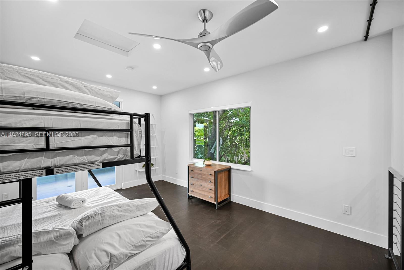 150 NE 50 #A, Miami FL 33137