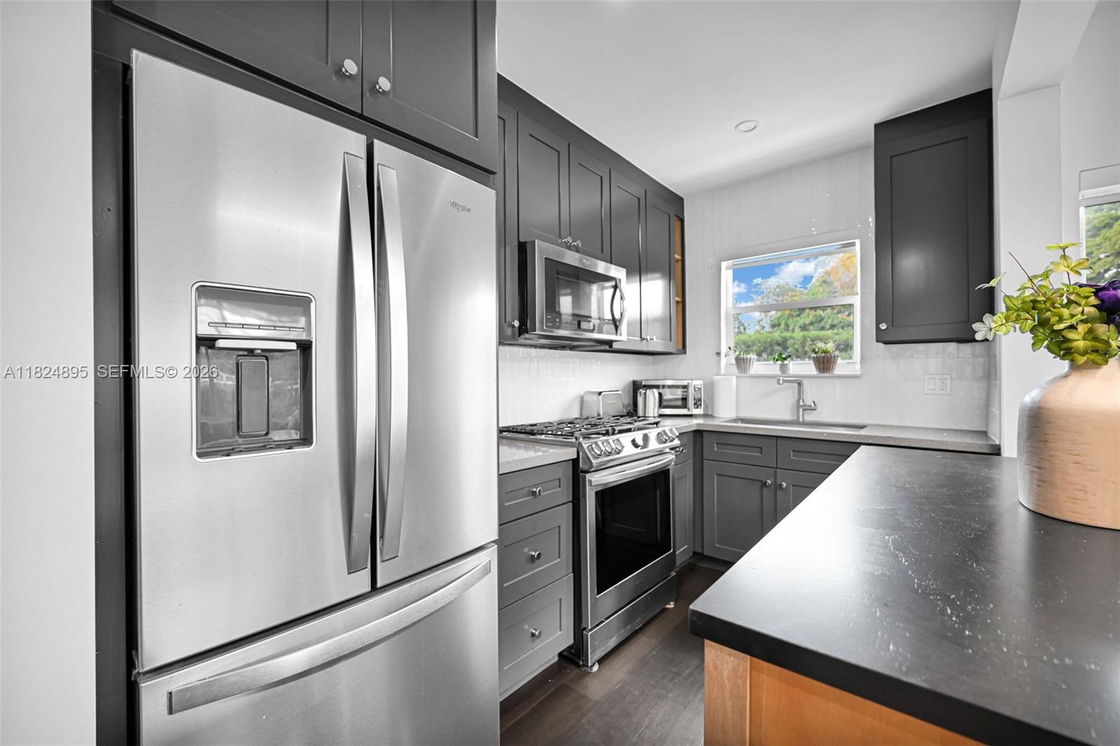 150 NE 50 #A, Miami FL 33137