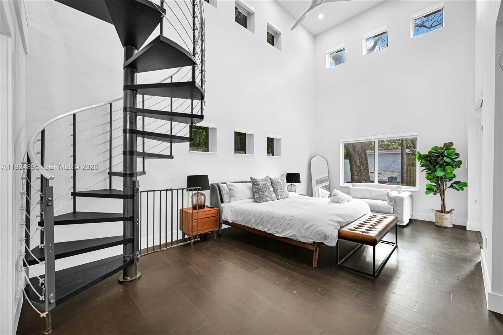 150 NE 50 #A, Miami FL 33137