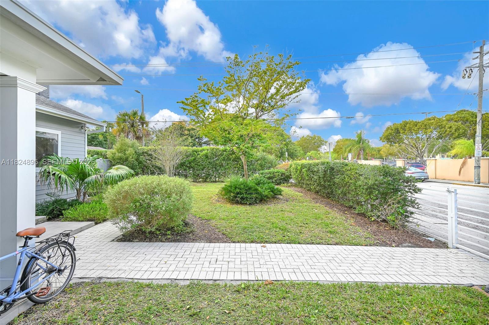 150 NE 50 #A, Miami FL 33137
