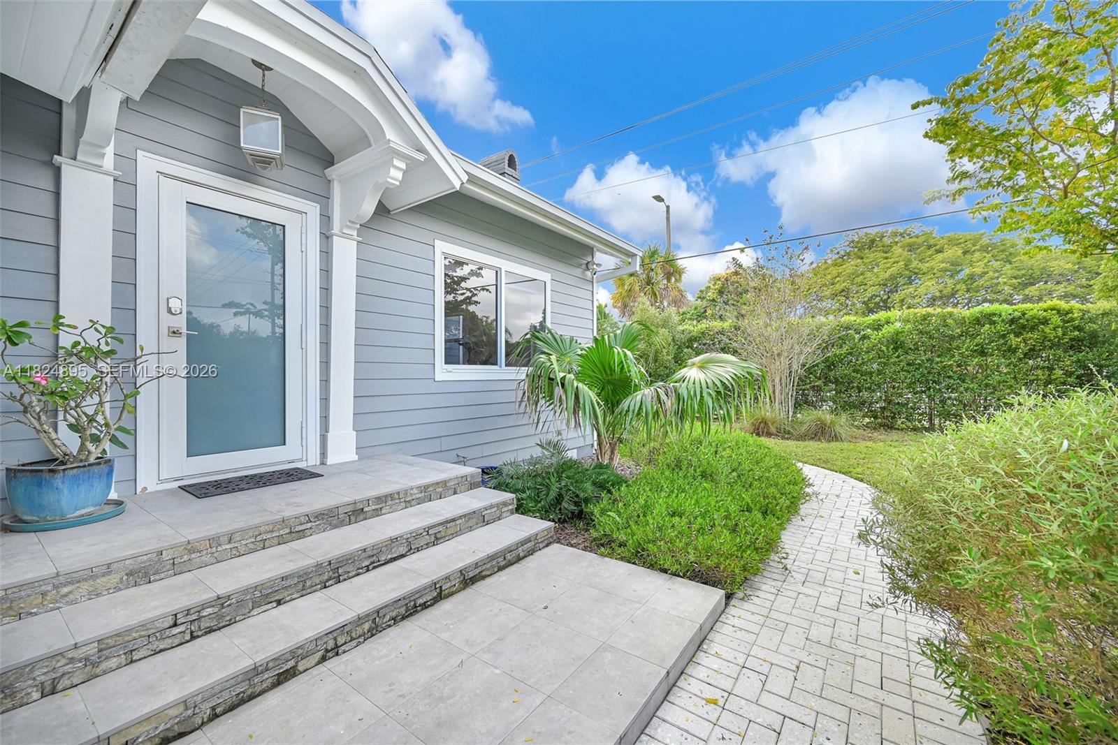 150 NE 50 #A, Miami FL 33137
