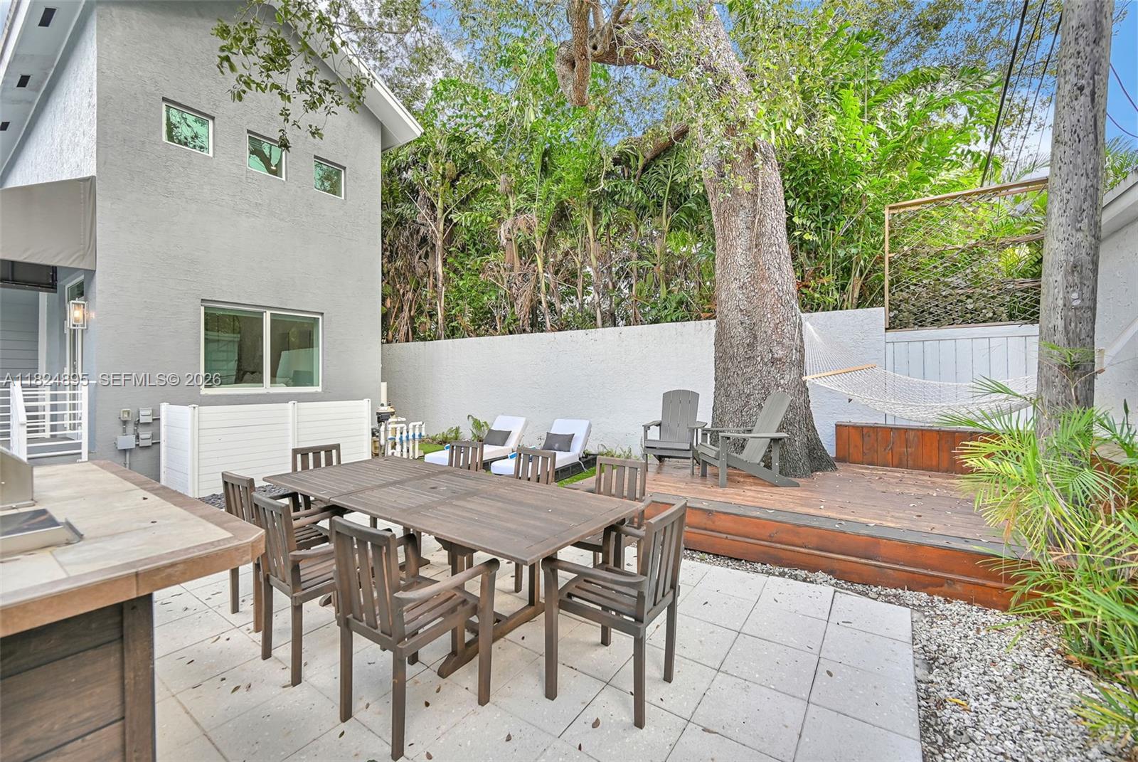 150 NE 50 #A, Miami FL 33137