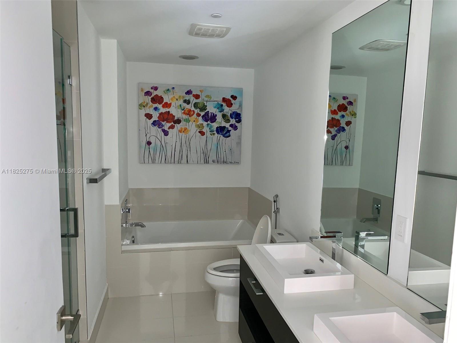 55 SW 9th St #2706, Miami FL 33130