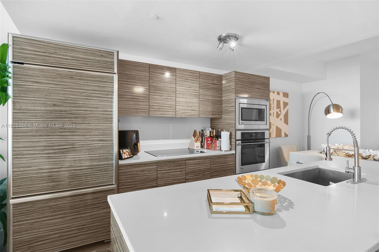 460 NE 28th street #2407, Miami FL 33137
