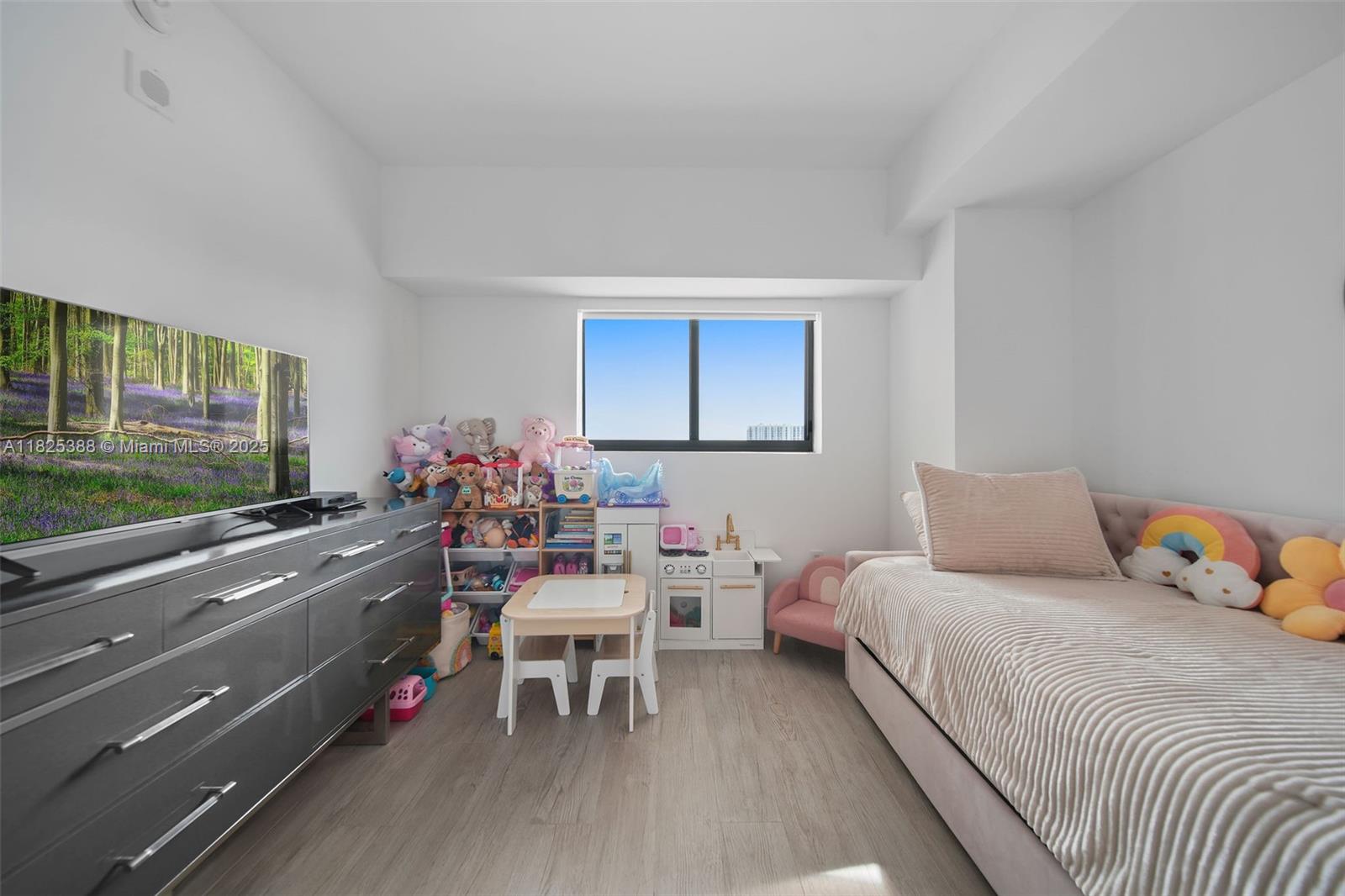 460 NE 28th street #2407, Miami FL 33137