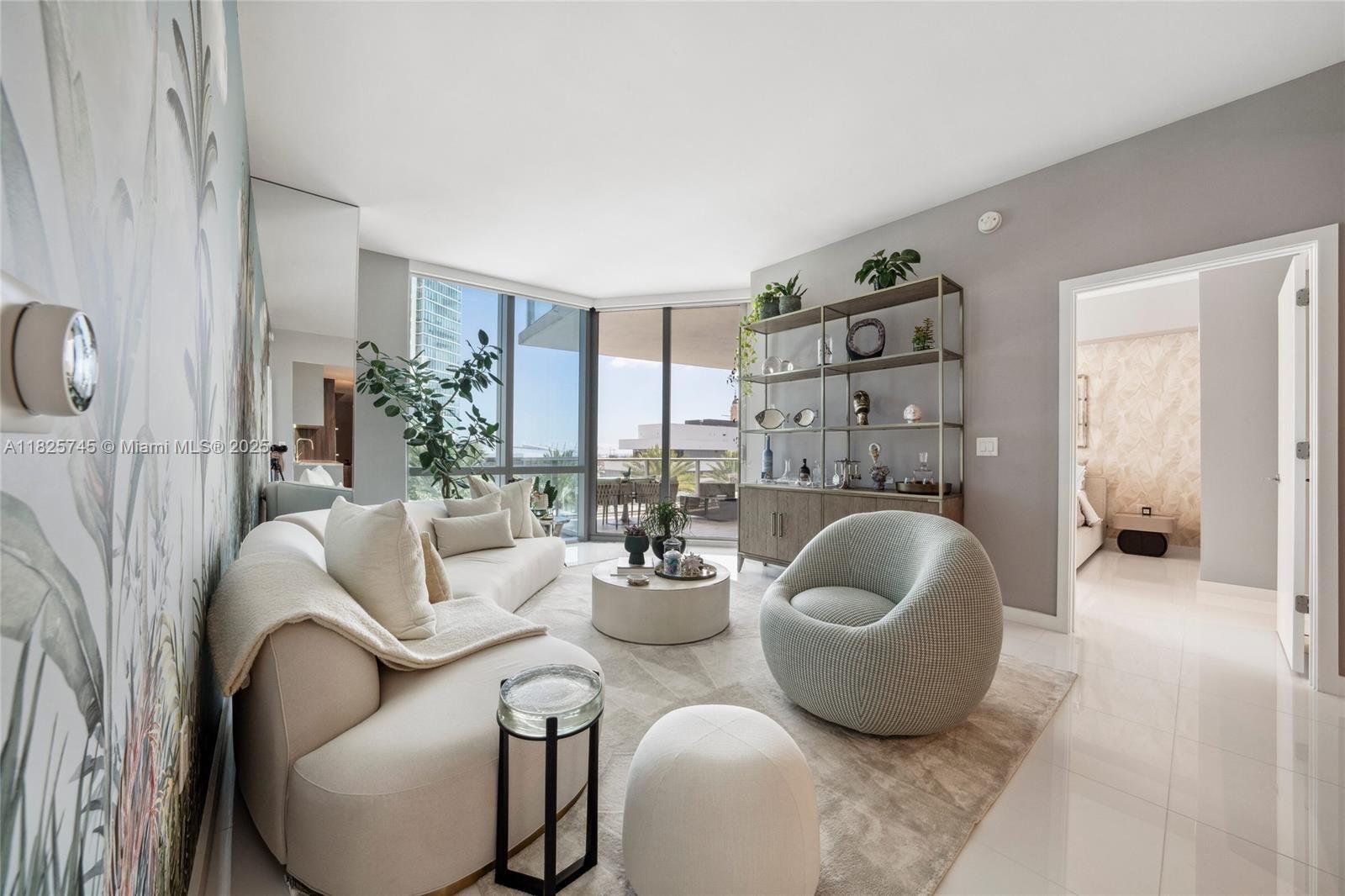 851 NE 1st Ave #907, Miami FL 33132