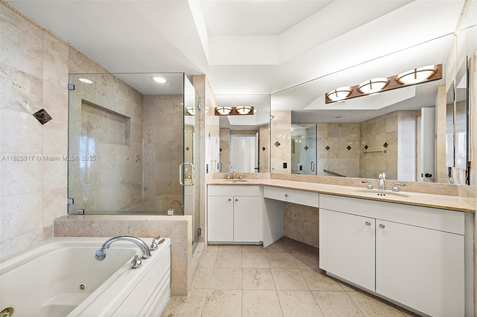 4779 Collins Ave #702, Miami Beach FL 33140