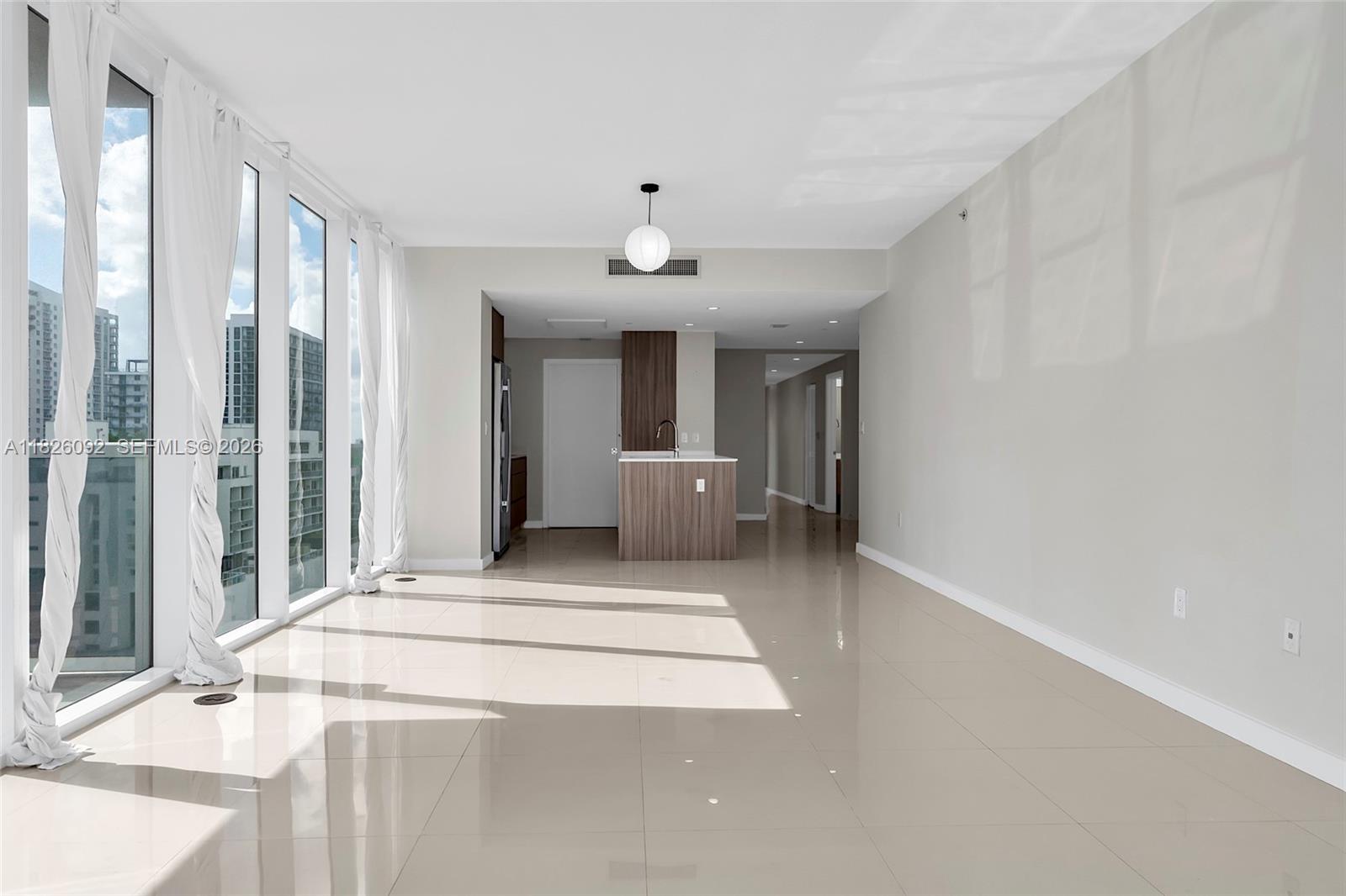 600 NE 27th St #1105, Miami FL 33137