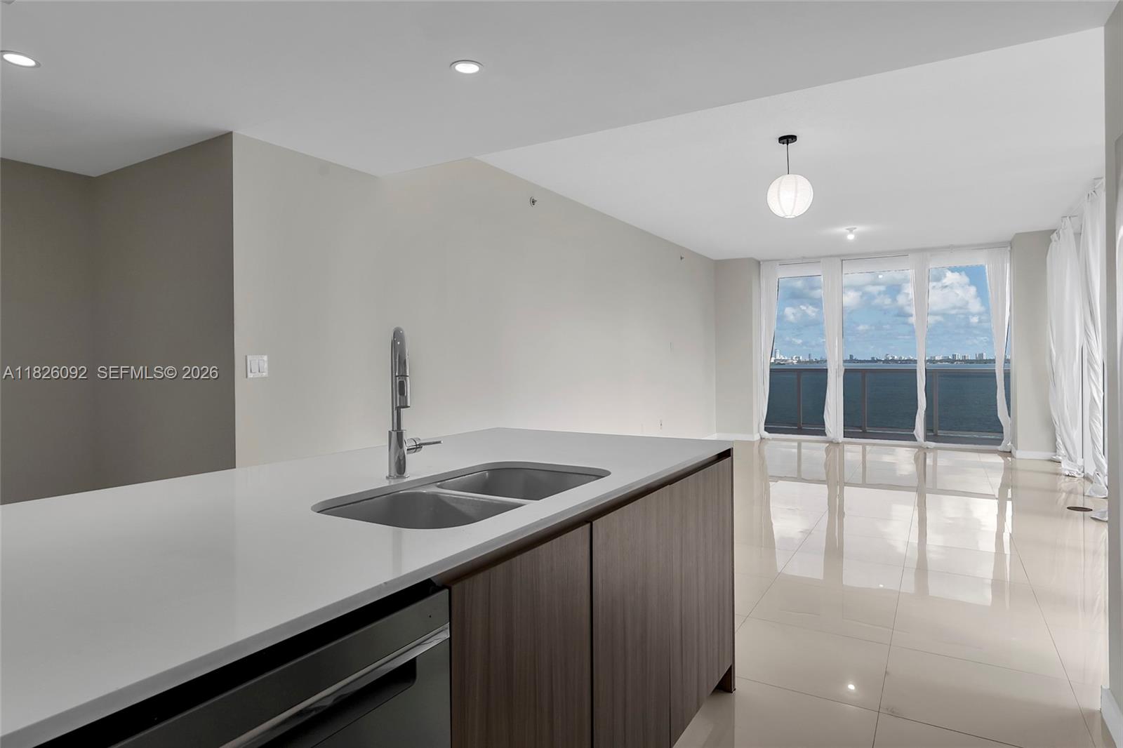 600 NE 27th St #1105, Miami FL 33137
