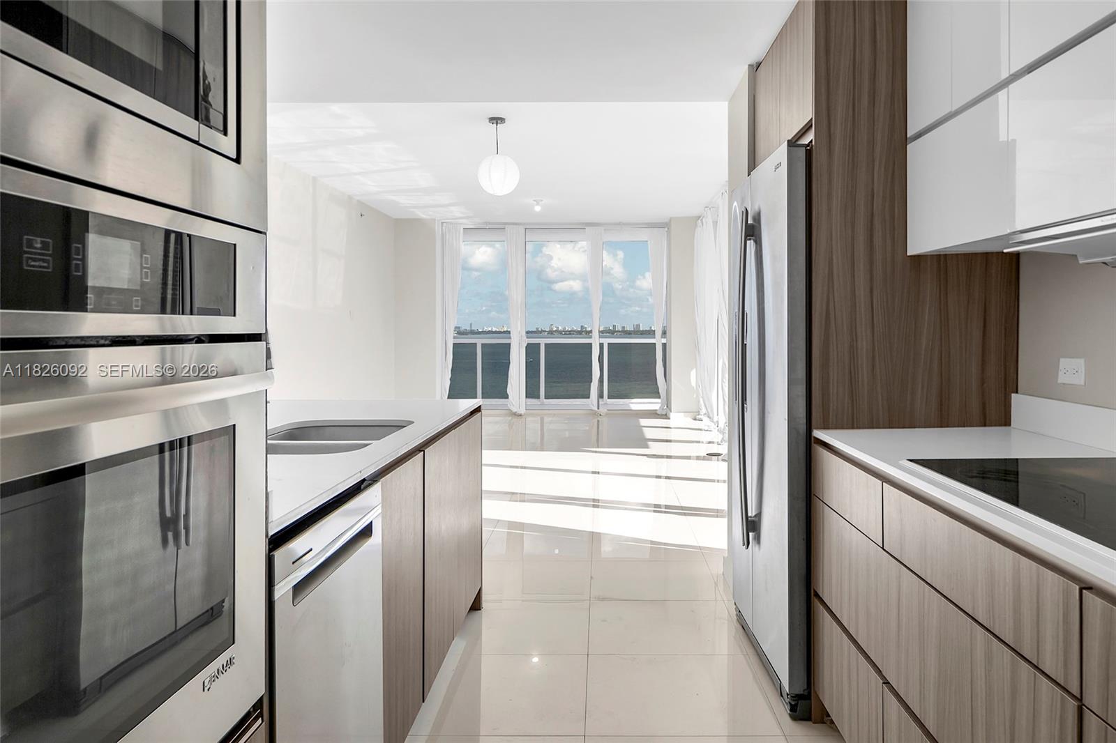 600 NE 27th St #1105, Miami FL 33137