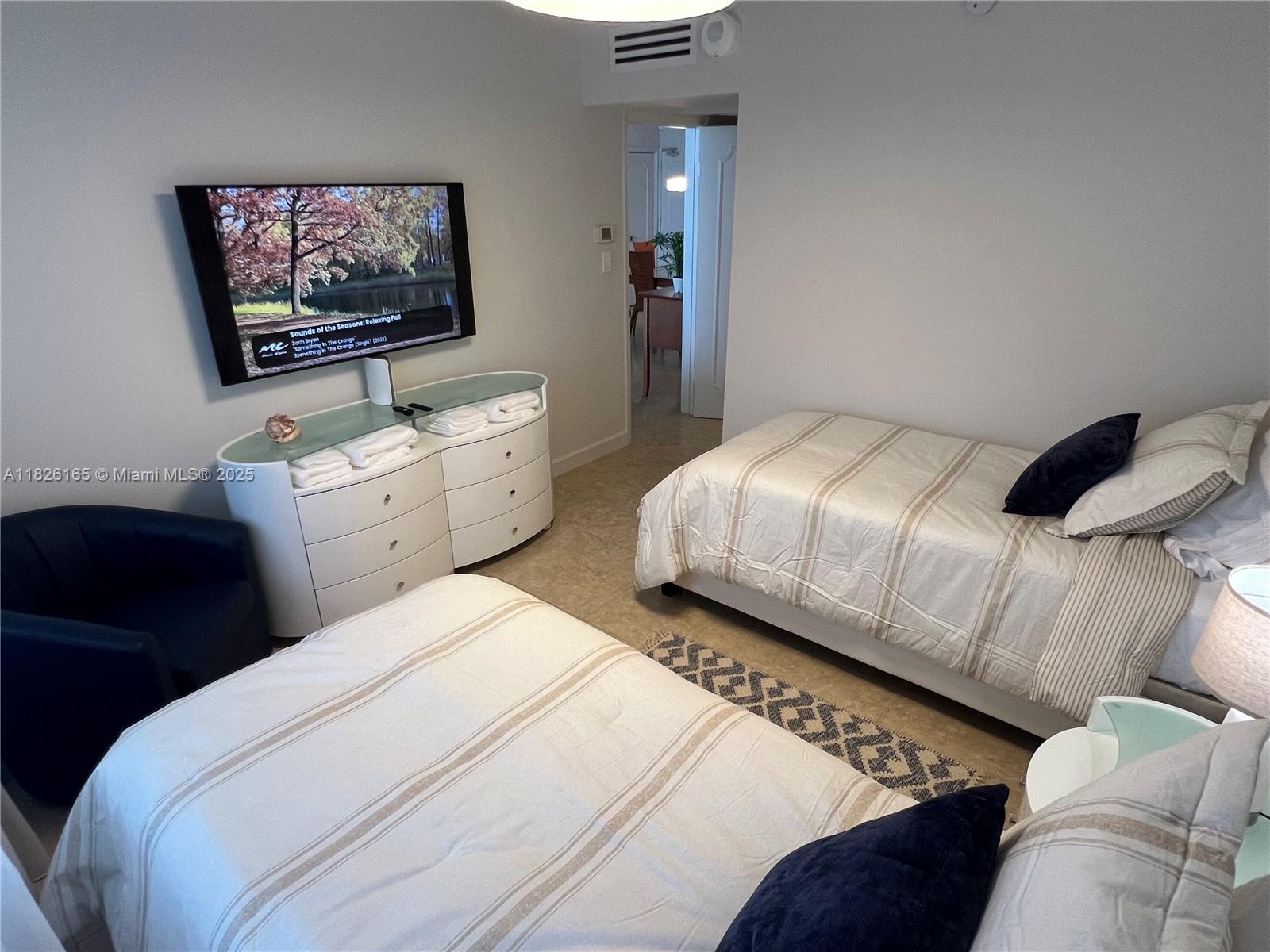 5151 Collins Ave #535, Miami Beach FL 33140