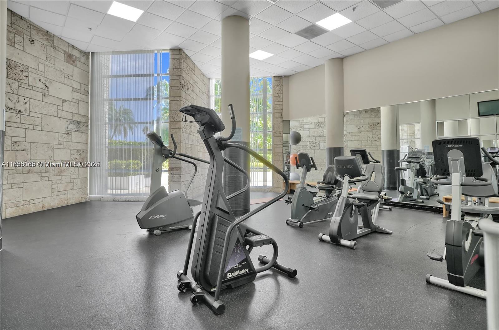 5151 Collins Ave #535, Miami Beach FL 33140