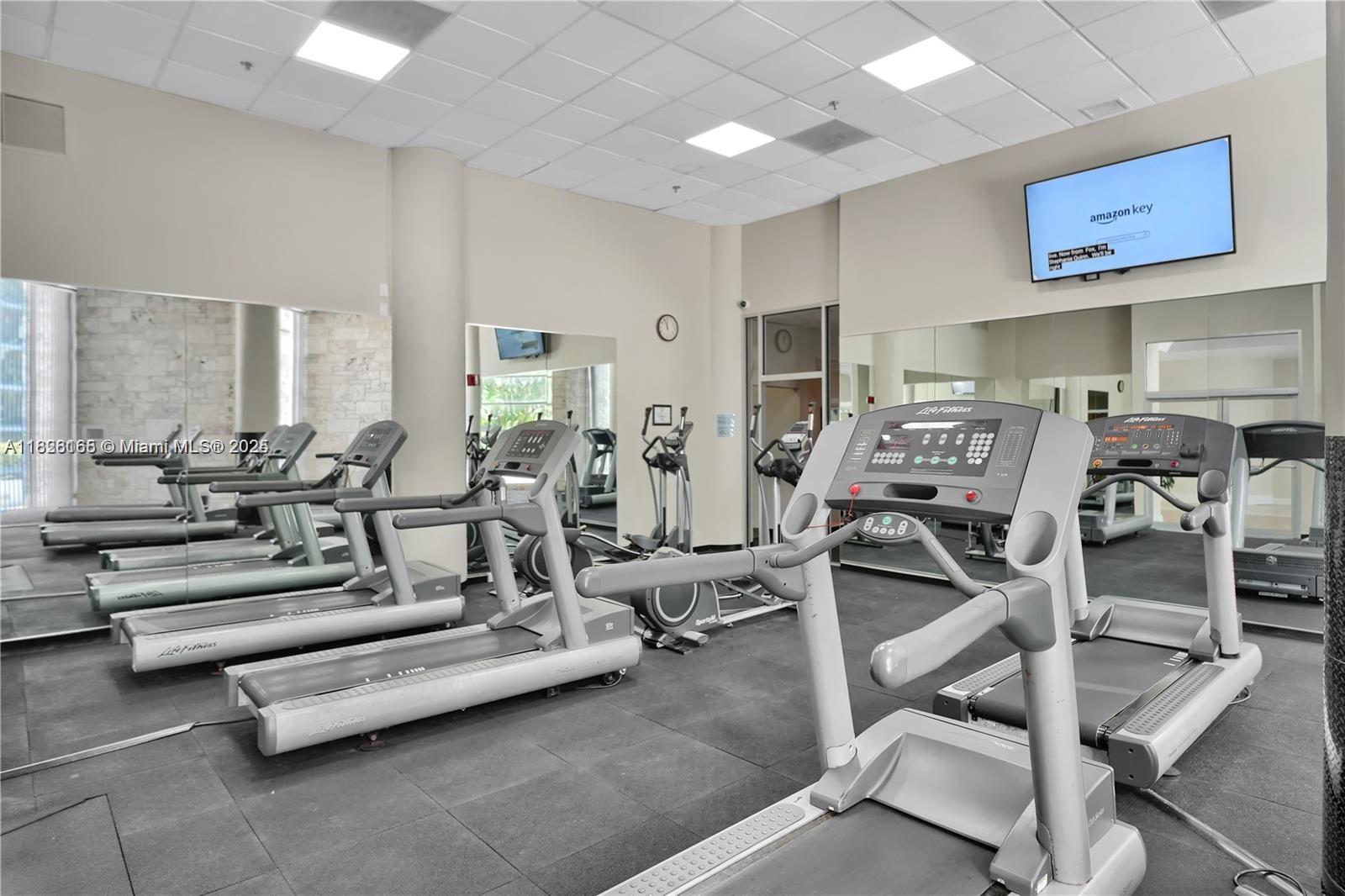 5151 Collins Ave #535, Miami Beach FL 33140