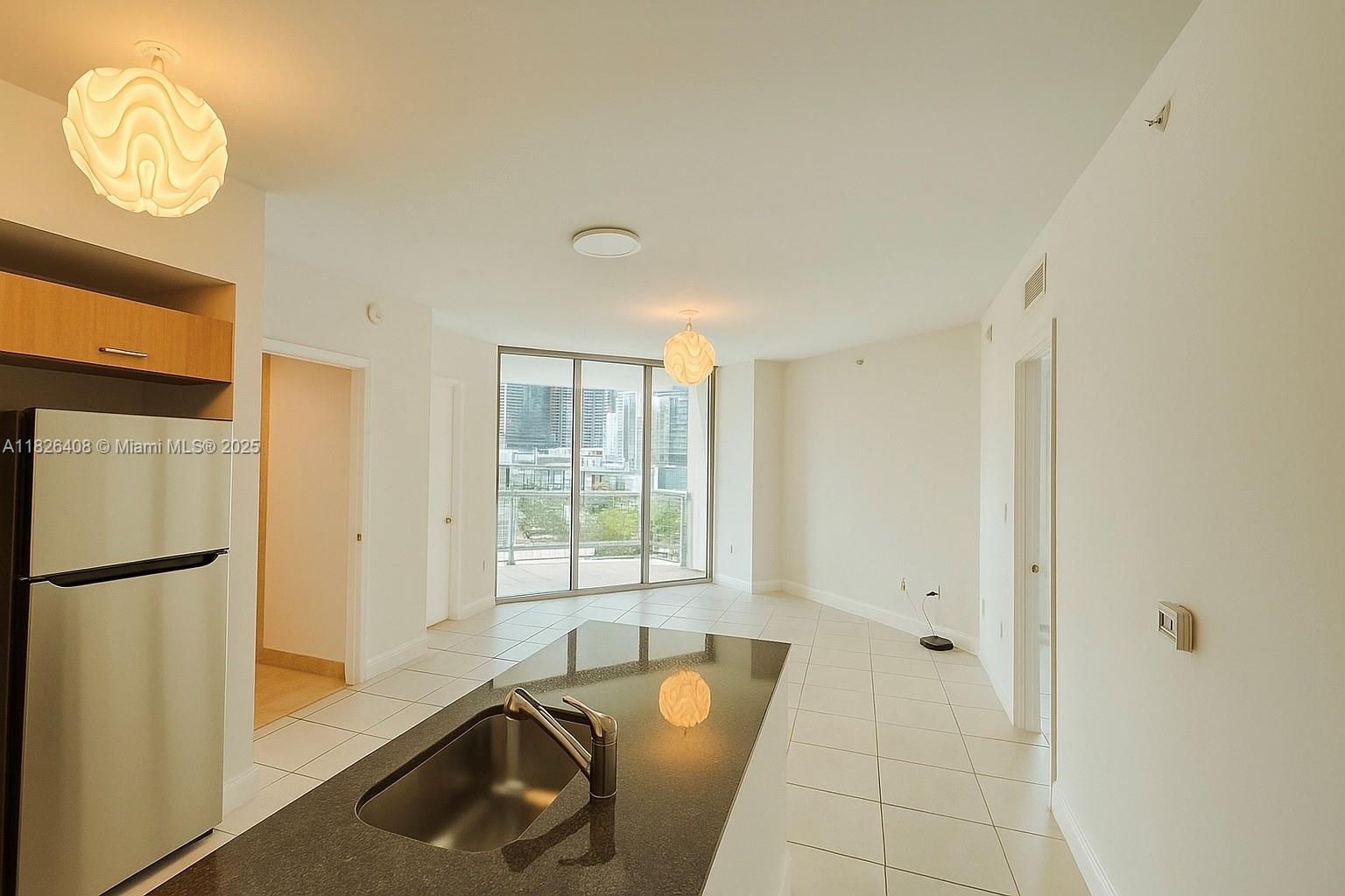 350 S Miami Ave #1206, Miami FL 33130