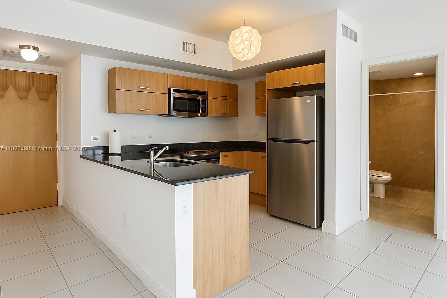 350 S Miami Ave #1206, Miami FL 33130