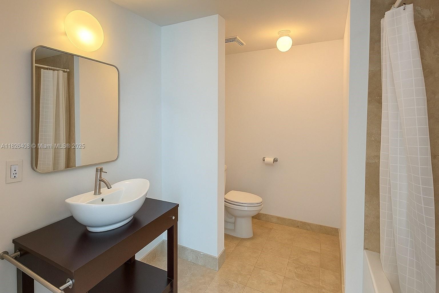 350 S Miami Ave #1206, Miami FL 33130