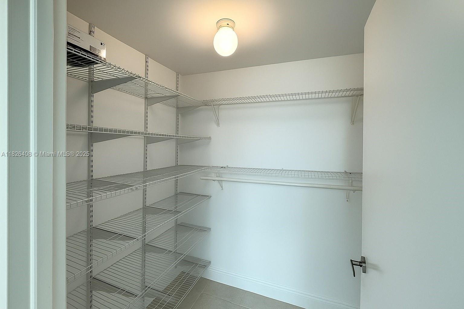 350 S Miami Ave #1206, Miami FL 33130