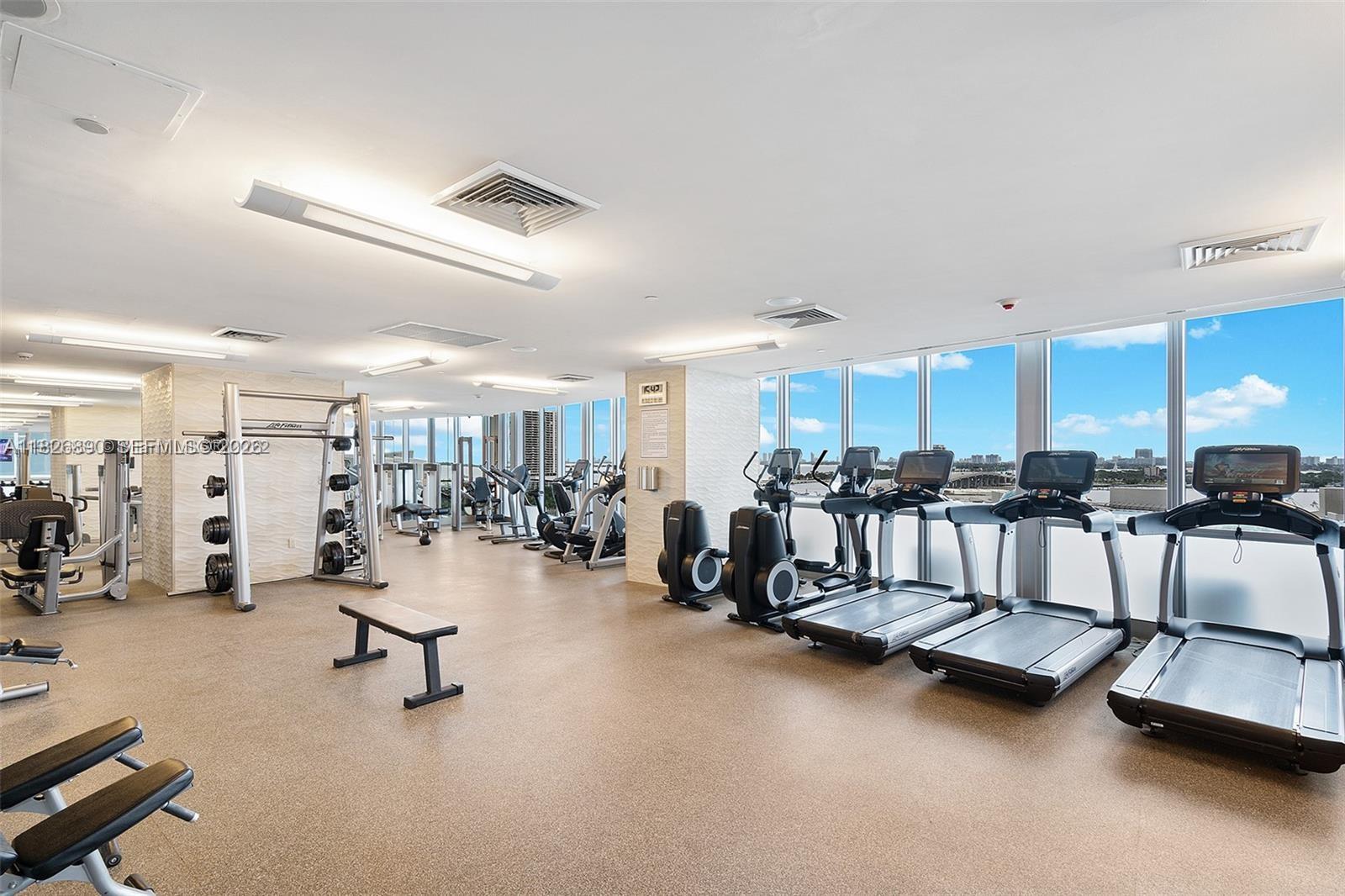 1100 Biscayne Blvd #4305, Miami FL 33132