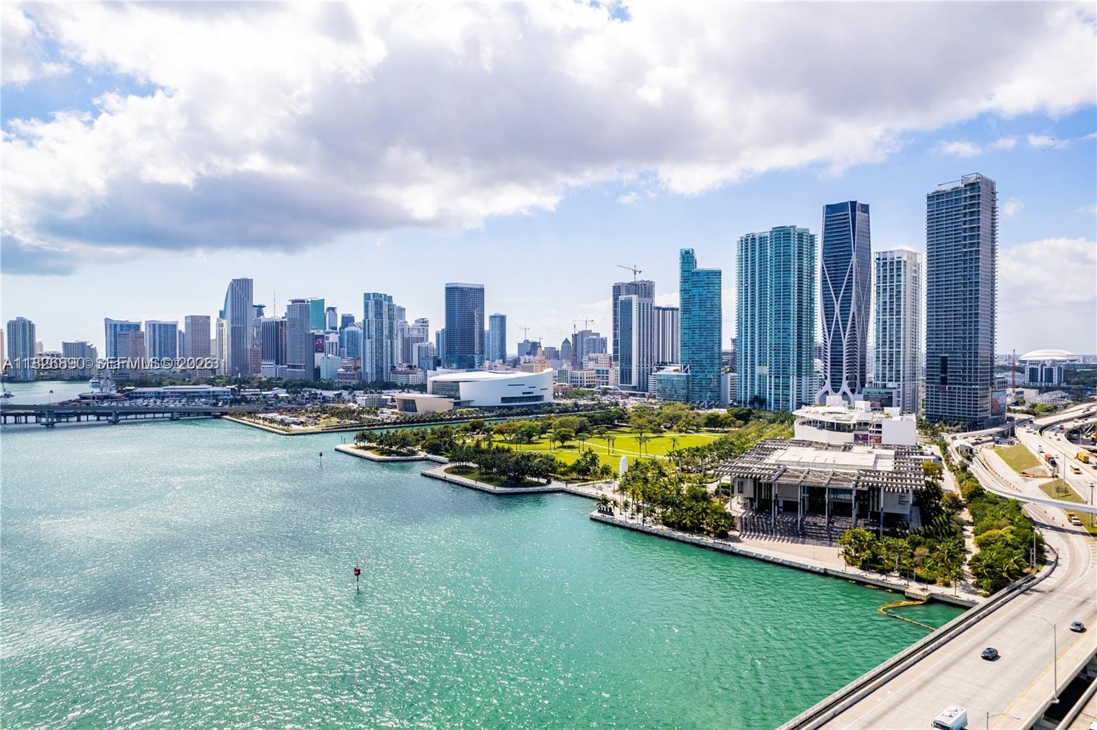 1100 Biscayne Blvd #4305, Miami FL 33132