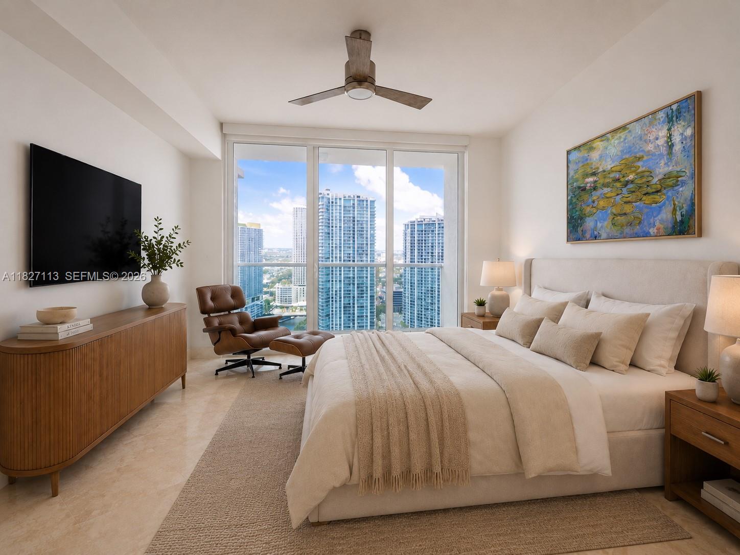 31 SE 5th St #4021, Miami FL 33131