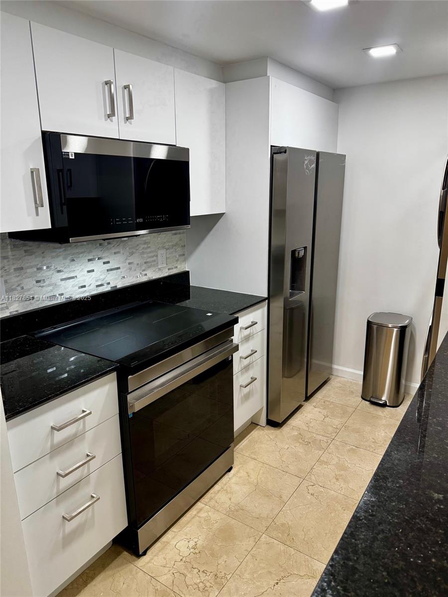 10275 Collins Ave #406, Bal Harbour FL 33154