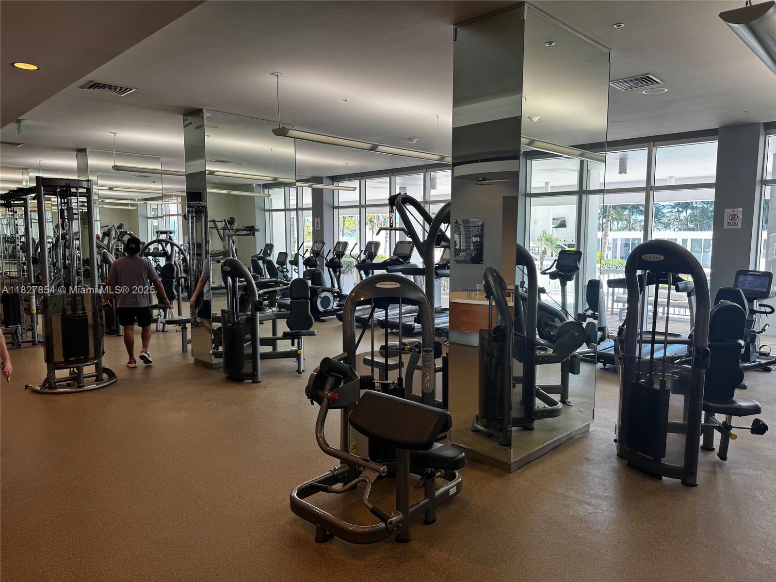 10275 Collins Ave #406, Bal Harbour FL 33154