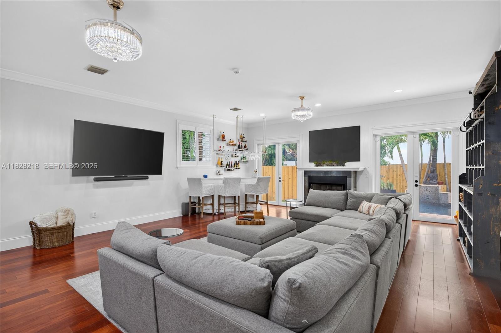 1404 SE 9th St, Fort Lauderdale FL 33316
