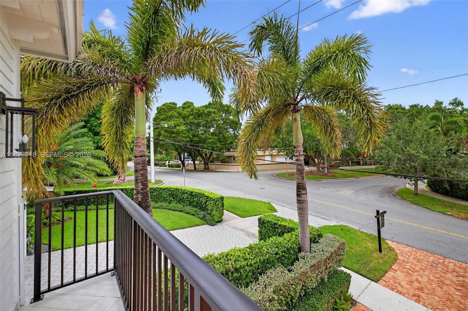 1404 SE 9th St, Fort Lauderdale FL 33316