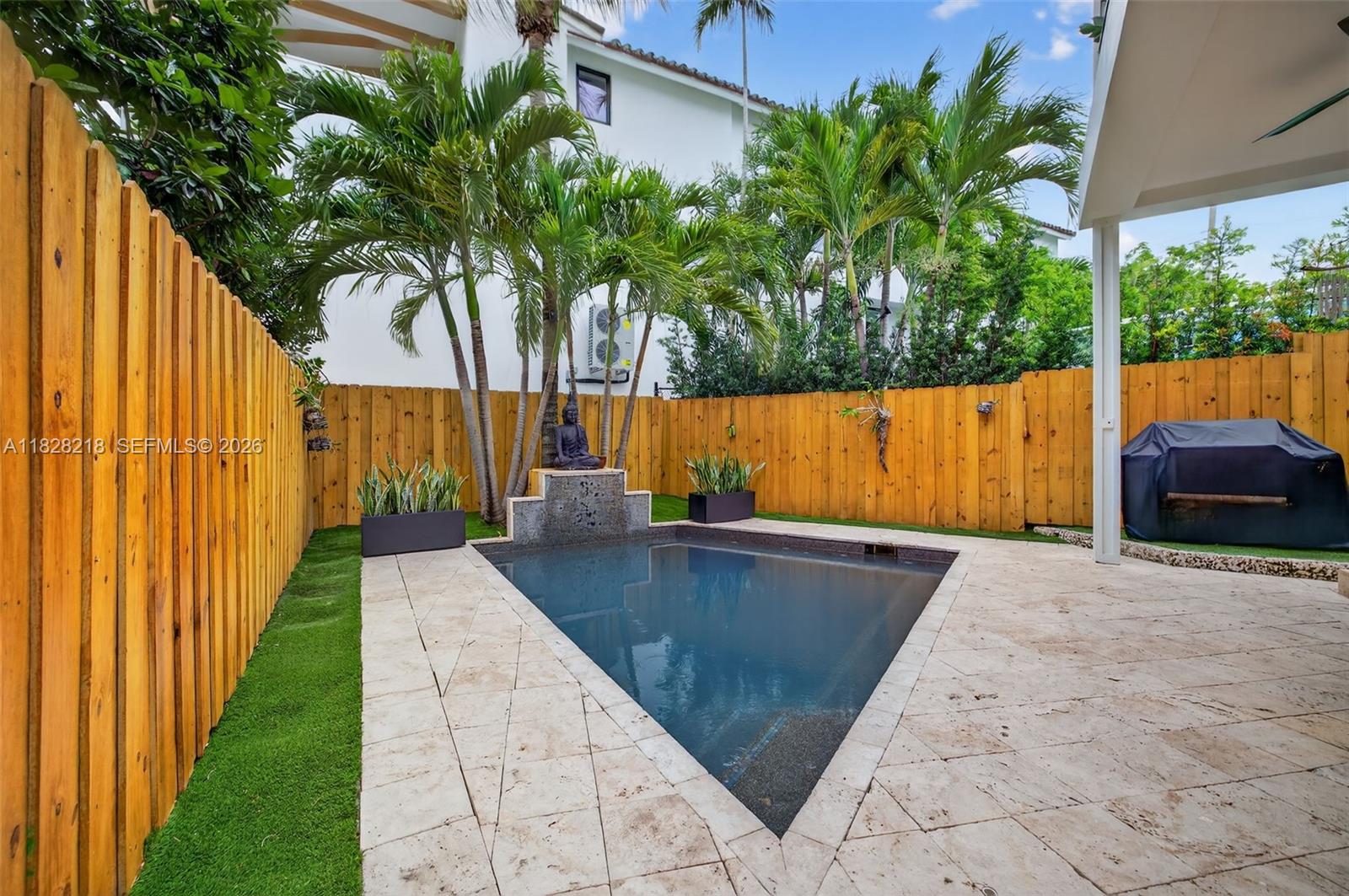 1404 SE 9th St, Fort Lauderdale FL 33316