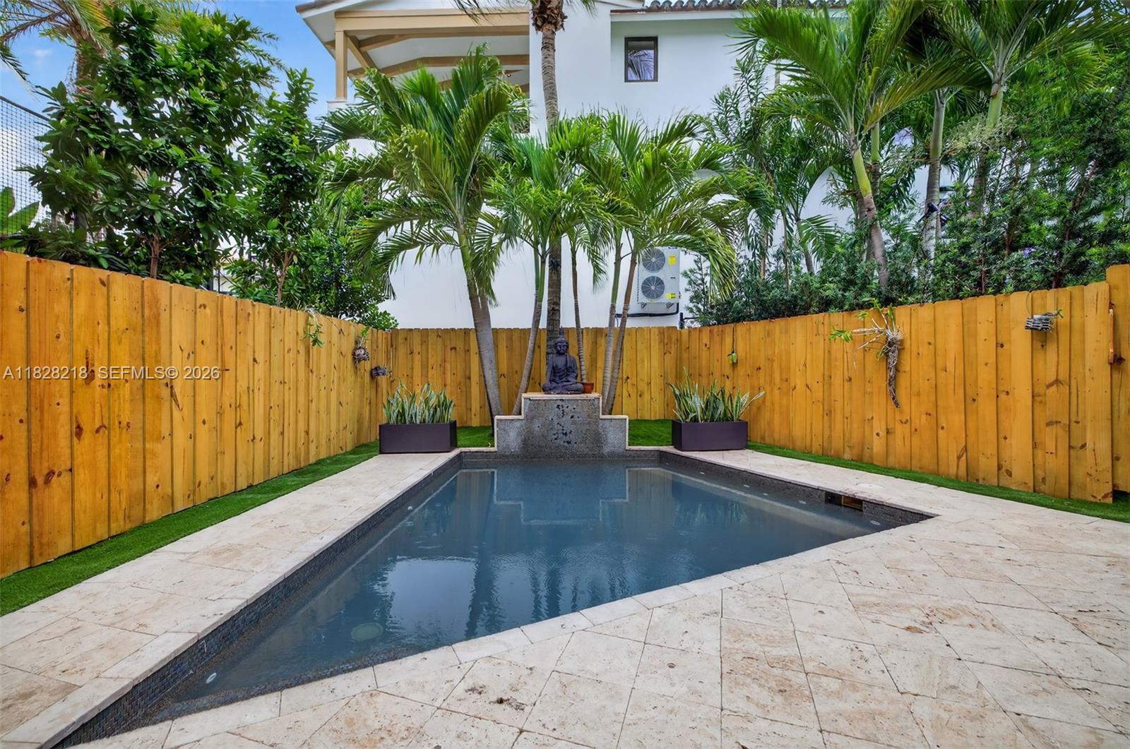 1404 SE 9th St, Fort Lauderdale FL 33316