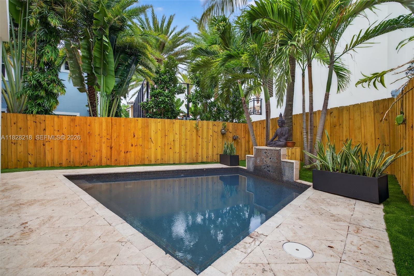 1404 SE 9th St, Fort Lauderdale FL 33316