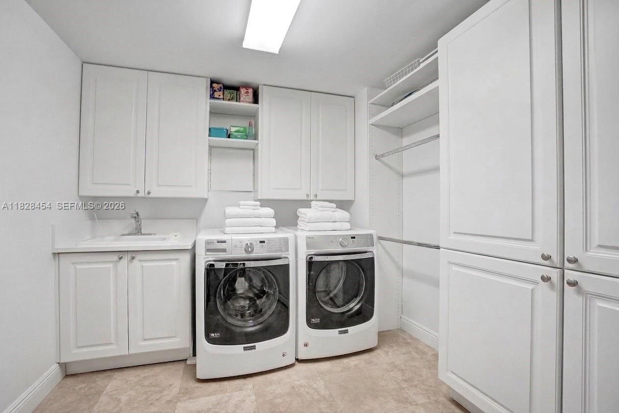 20201 E Country Club Dr #901, Aventura FL 33180