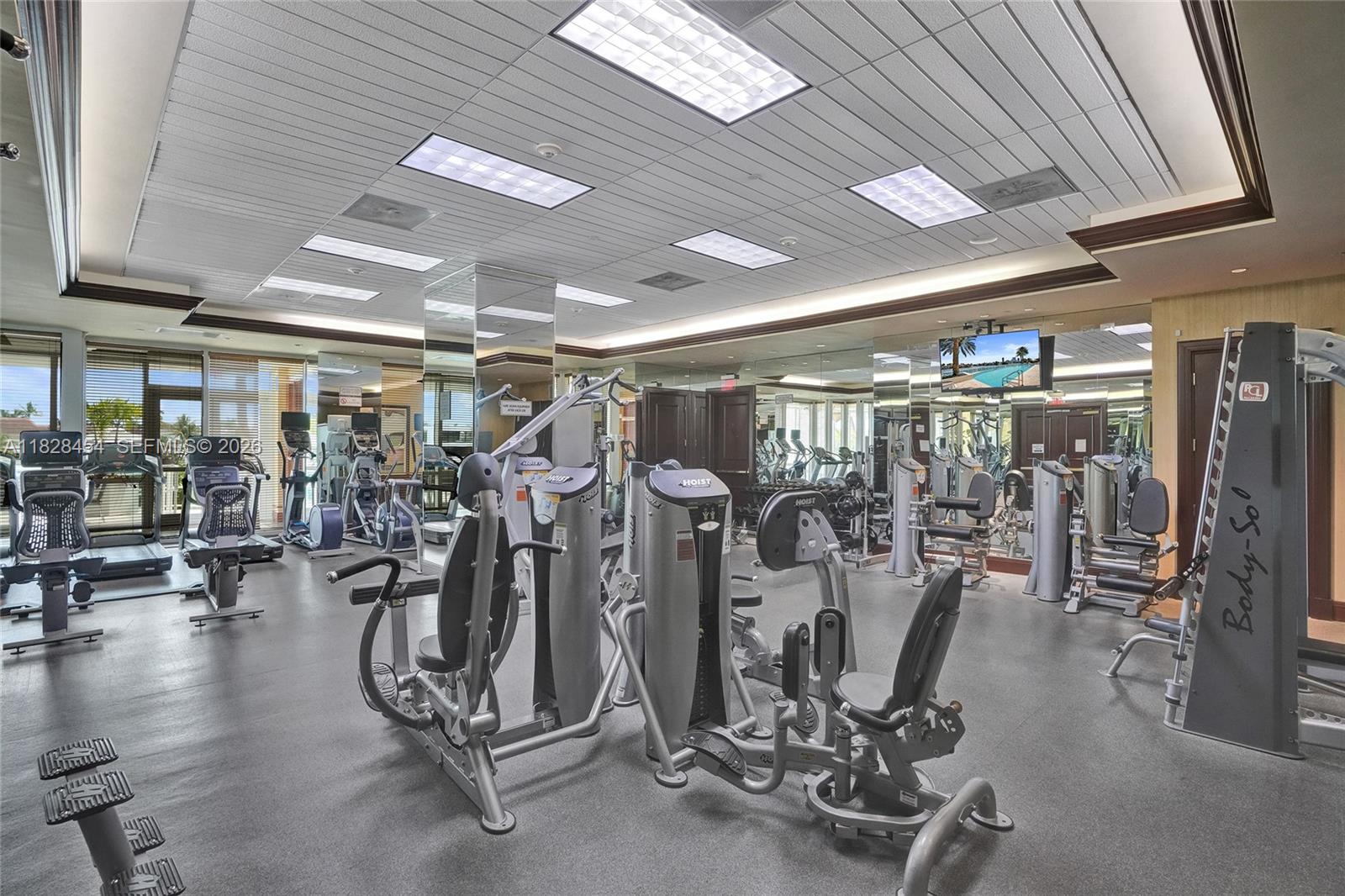 20201 E Country Club Dr #901, Aventura FL 33180