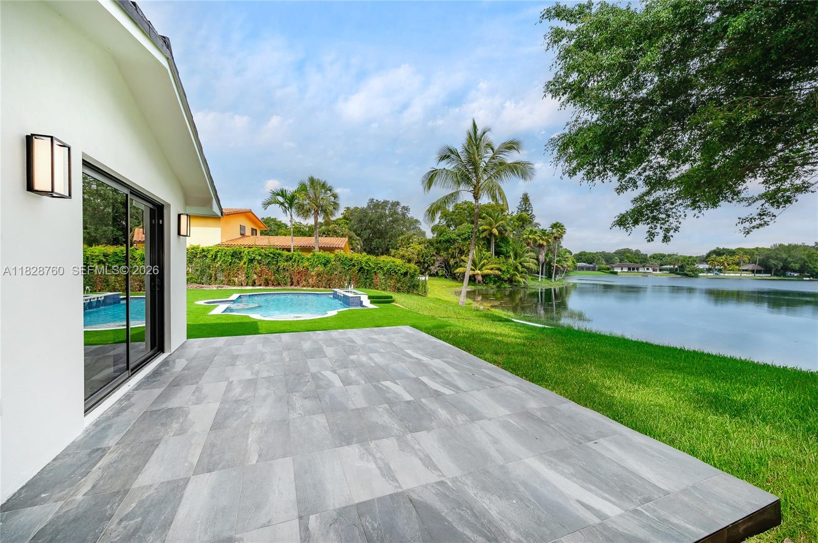 7101 E Troon Cir, Miami Lakes FL 33014