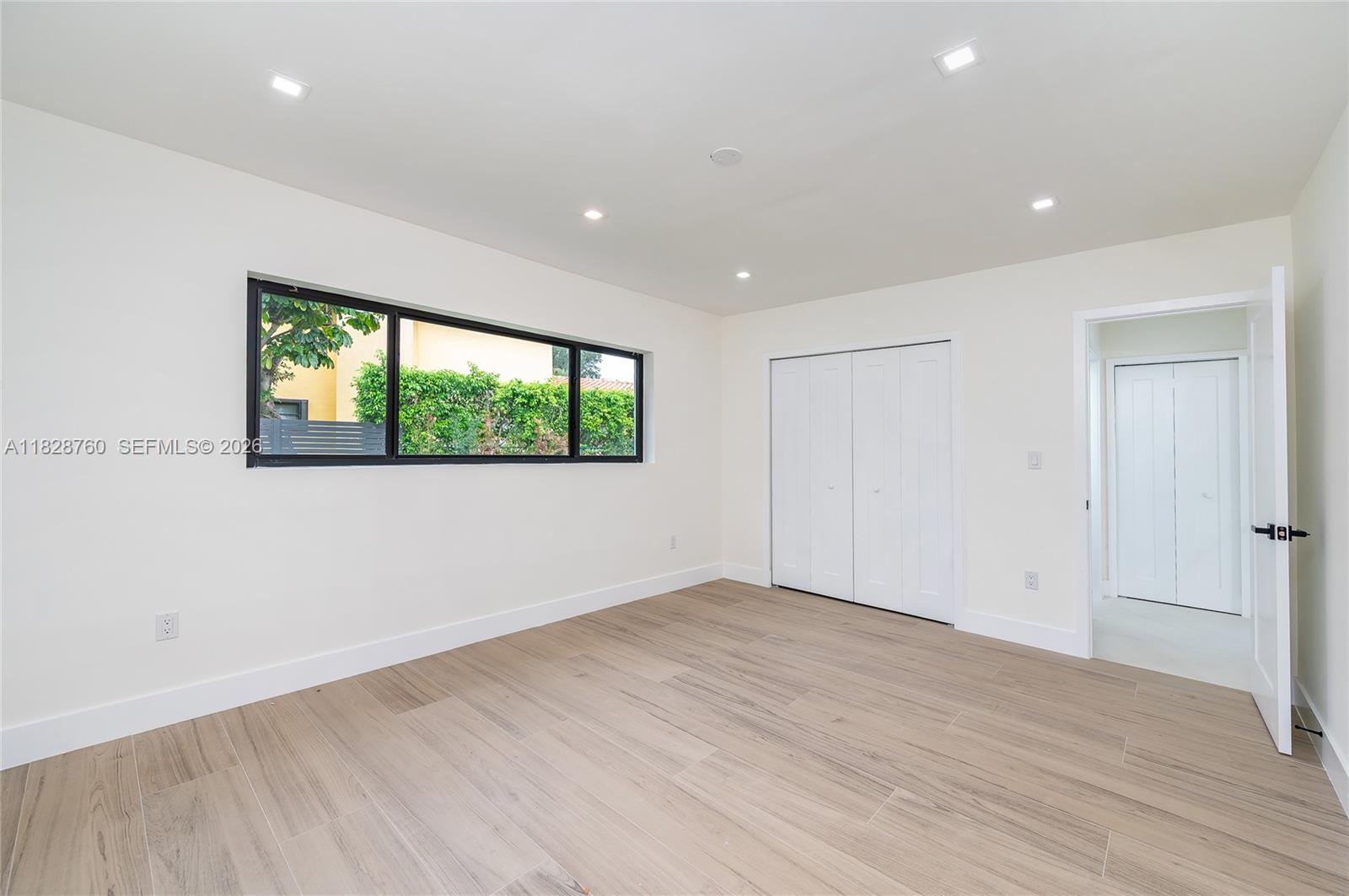 7101 E Troon Cir, Miami Lakes FL 33014