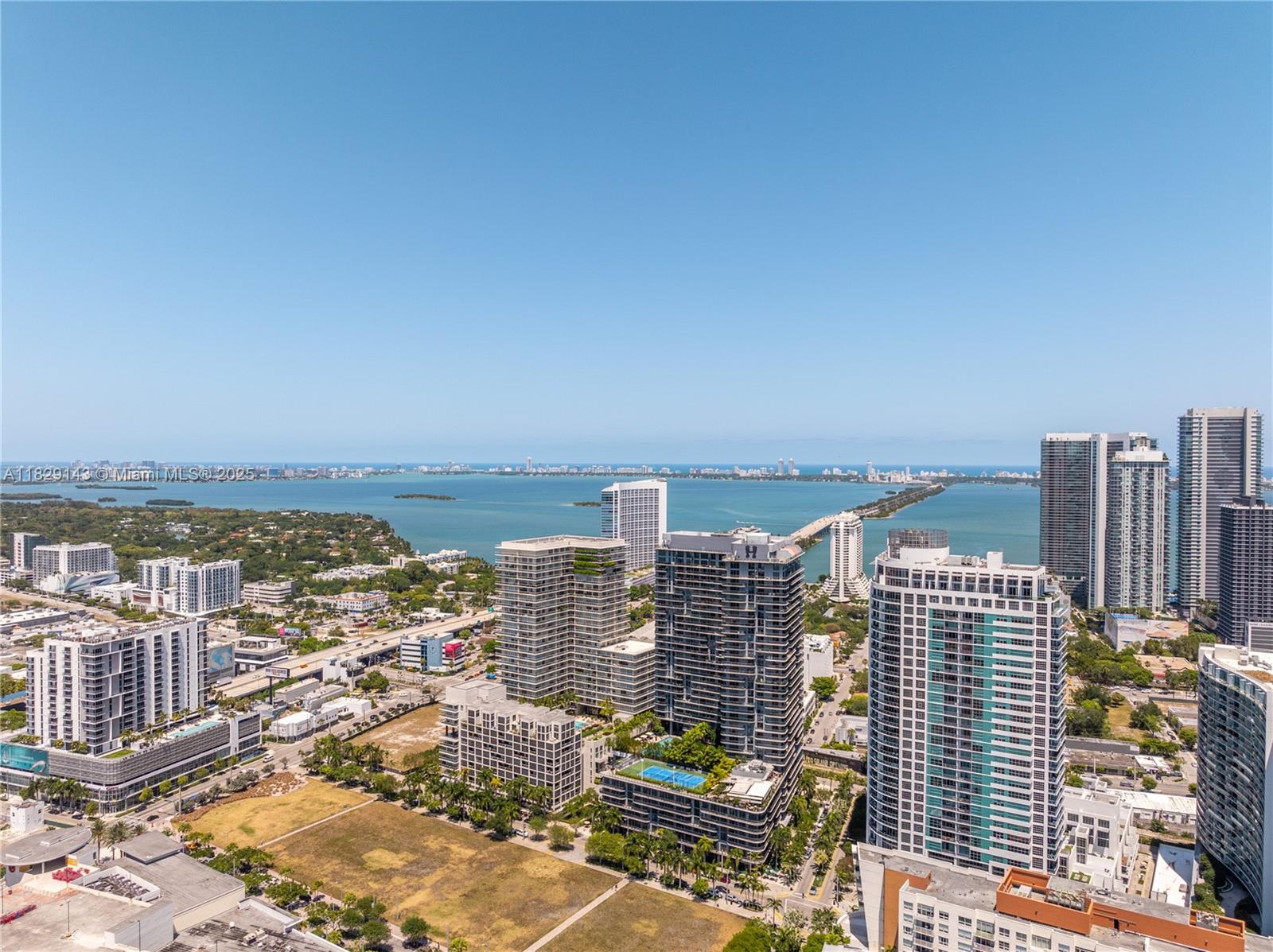 121 NE 34th St #1514, Miami FL 33137