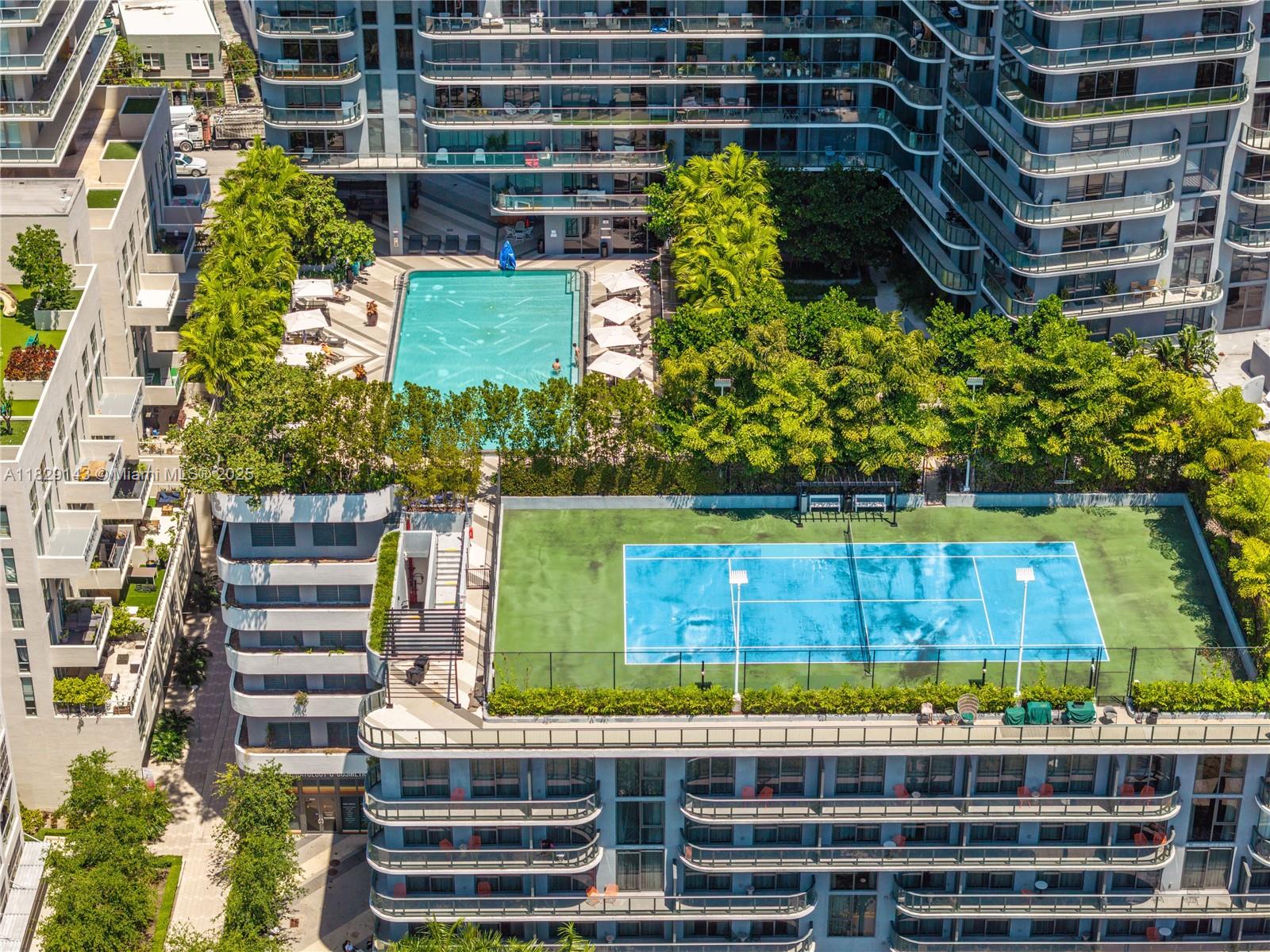 121 NE 34th St #1514, Miami FL 33137