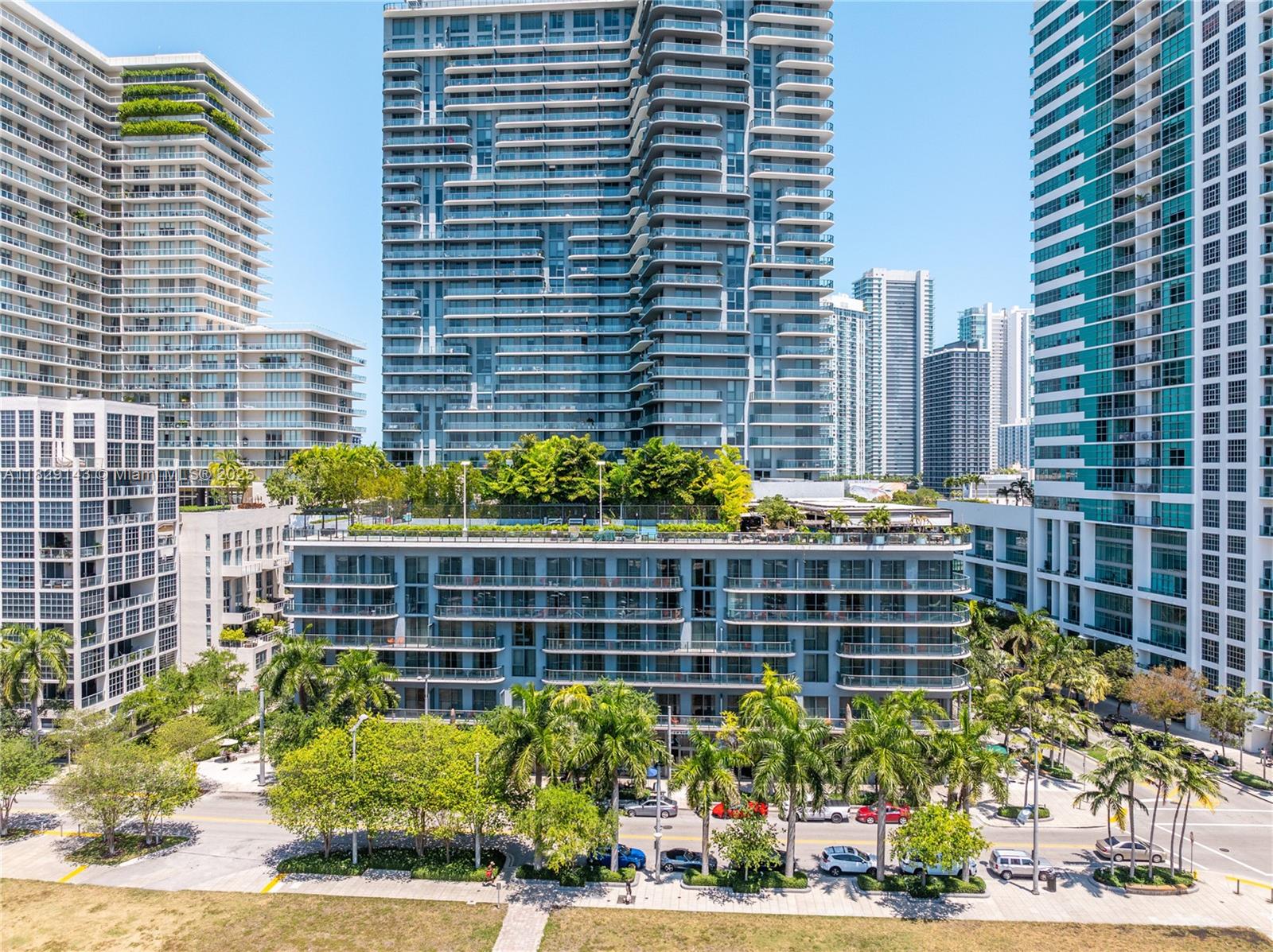 121 NE 34th St #1514, Miami FL 33137