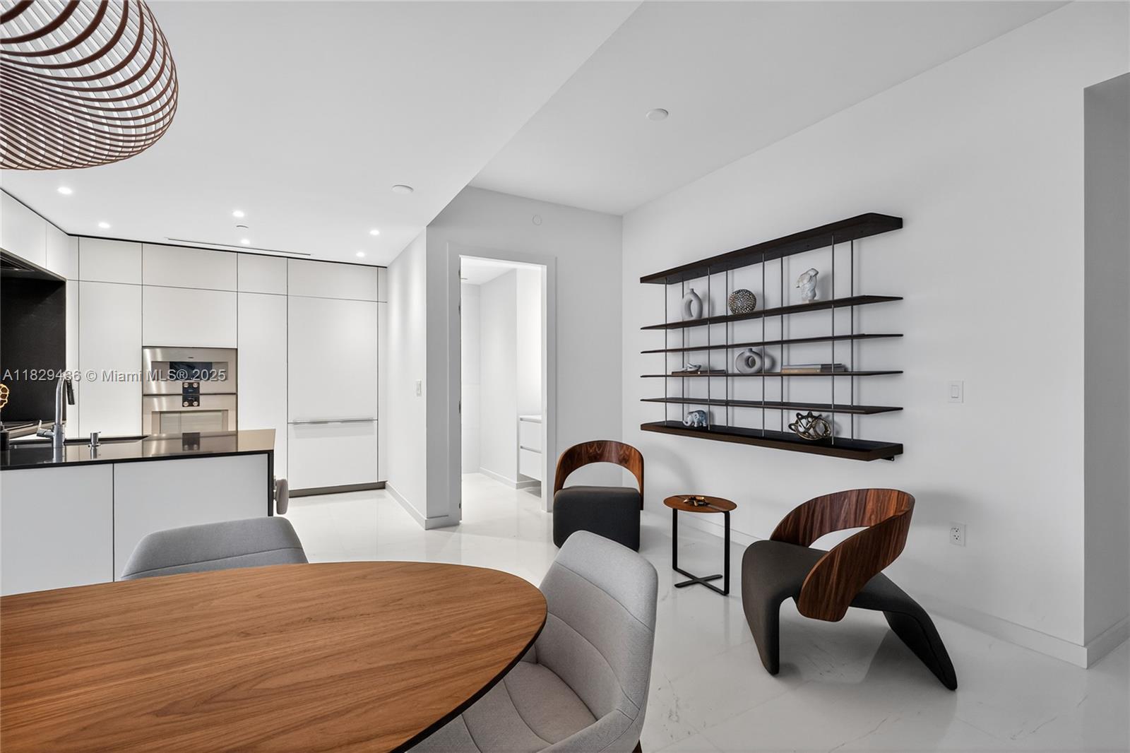 300 Biscayne Boulevard Way #5009W, Miami FL 33131