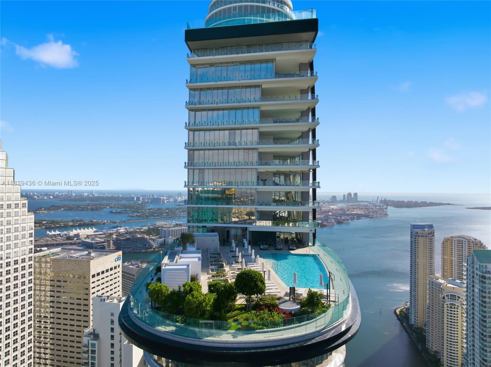 300 Biscayne Boulevard Way #5009W, Miami FL 33131
