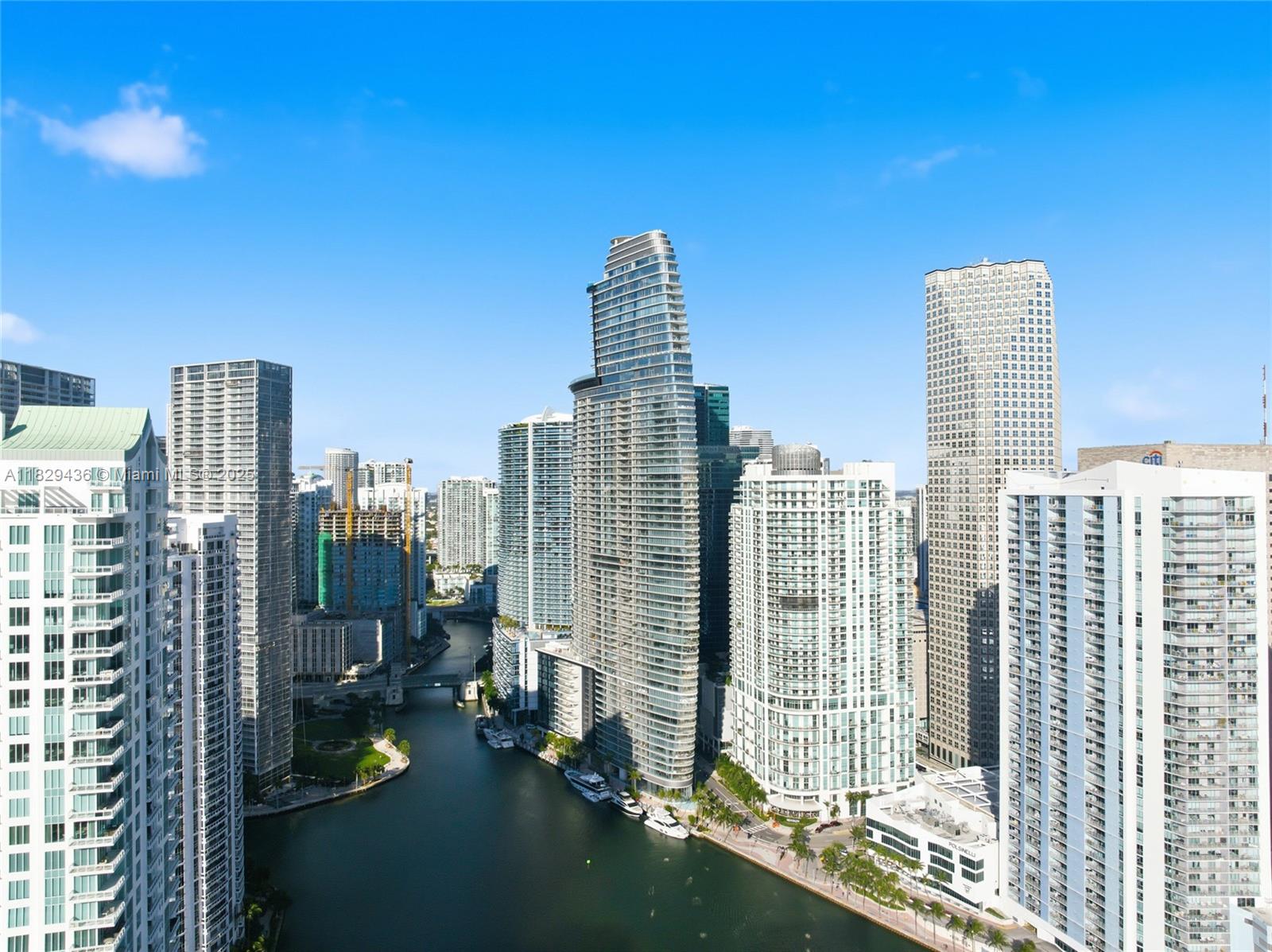 300 Biscayne Boulevard Way #5009W, Miami FL 33131