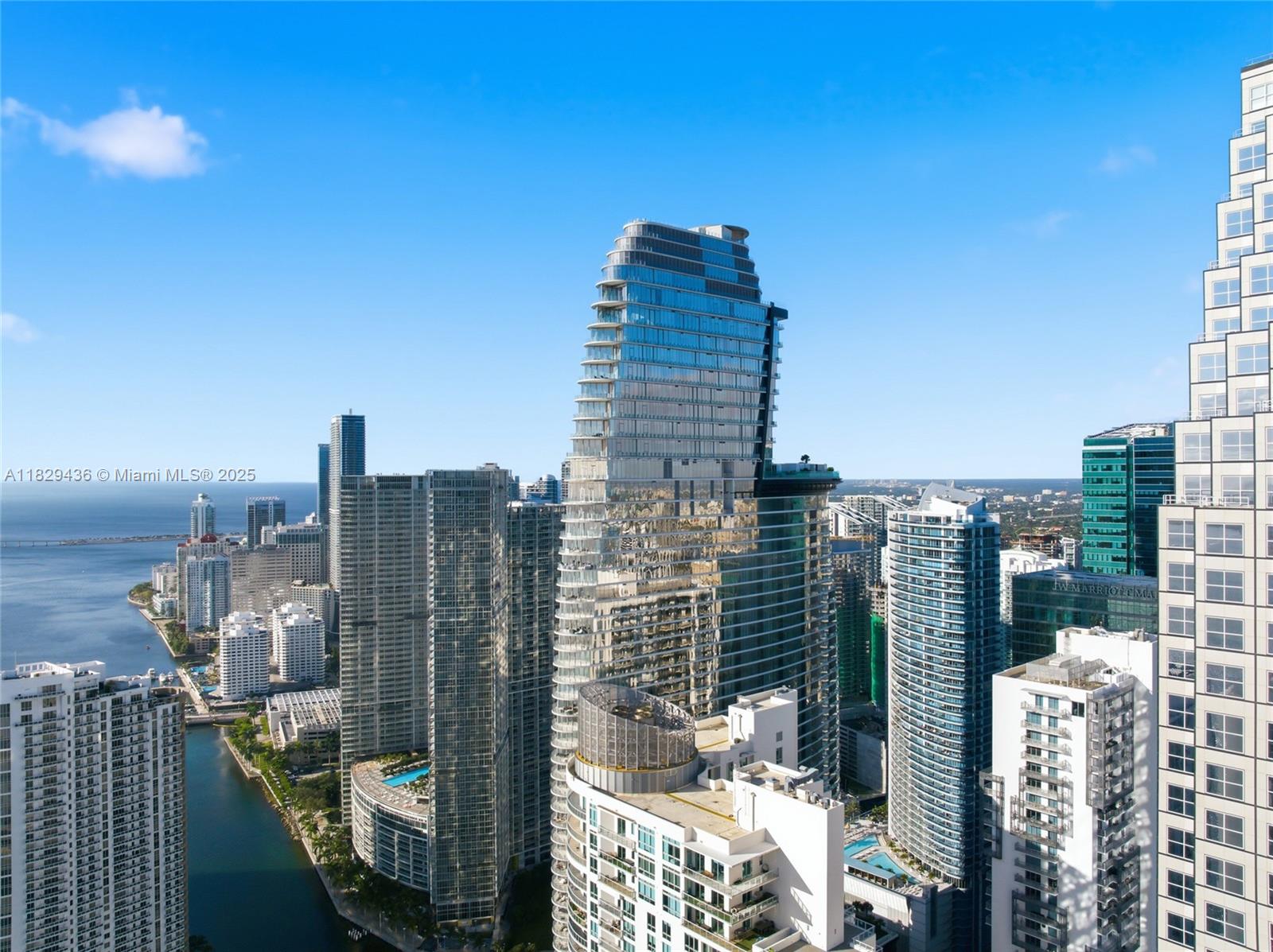 300 Biscayne Boulevard Way #5009W, Miami FL 33131