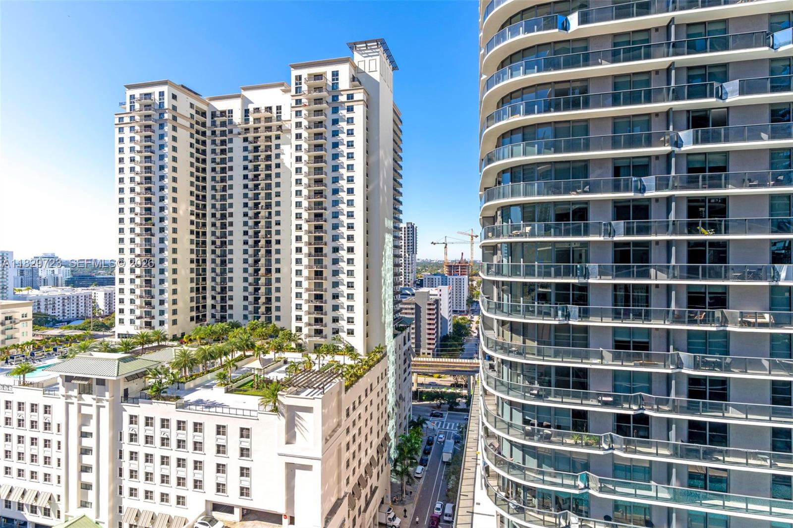 45 SW 9th St #1706, Miami FL 33130