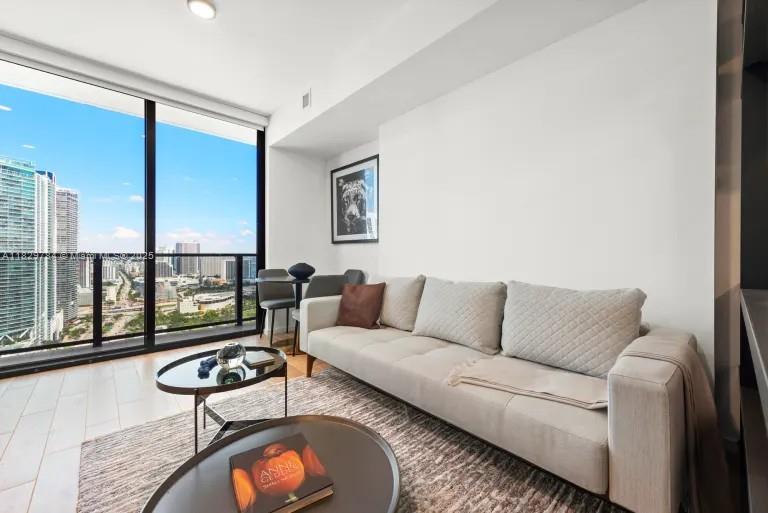 398 NE 5th St #4207, Miami FL 33132