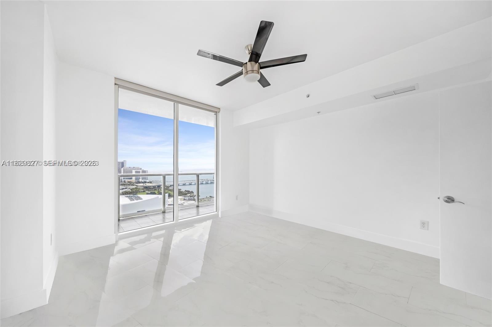 244 Biscayne Blvd #3704, Miami FL 33132