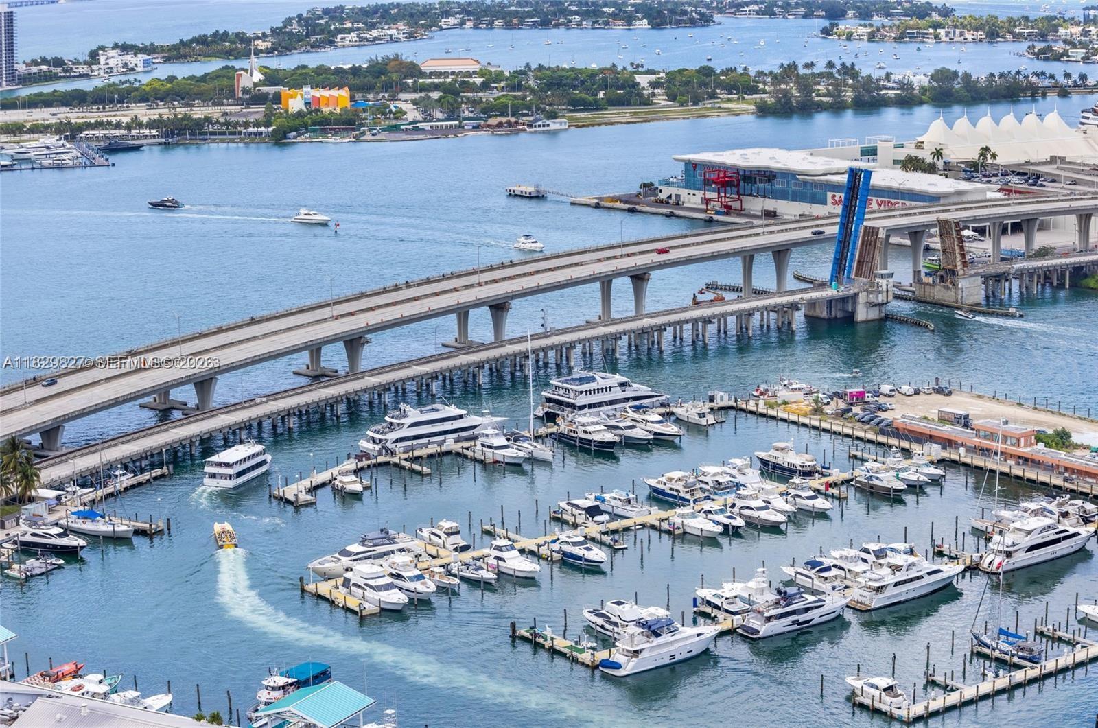 244 Biscayne Blvd #3704, Miami FL 33132