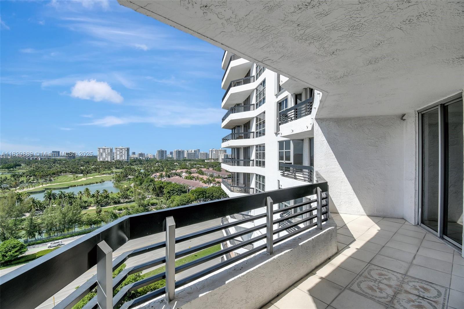3400 NE 192nd St #1606, Aventura FL 33180